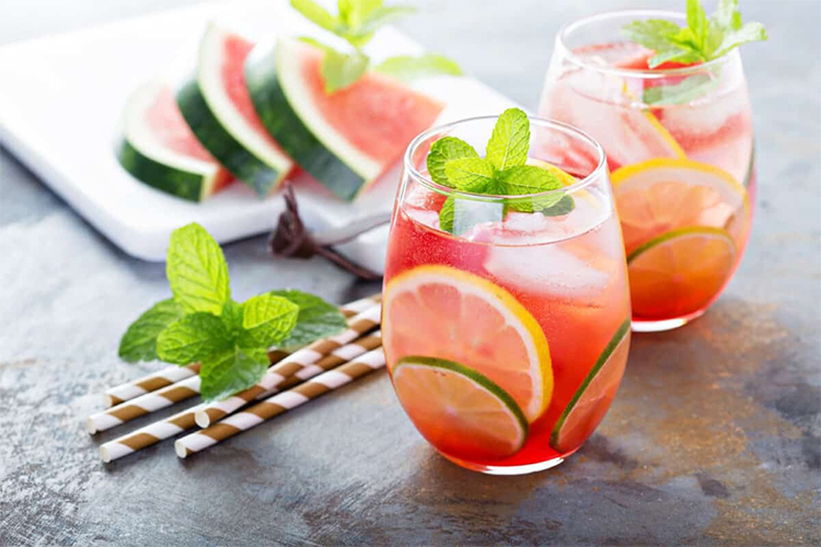 10 Holiday mocktails to make.