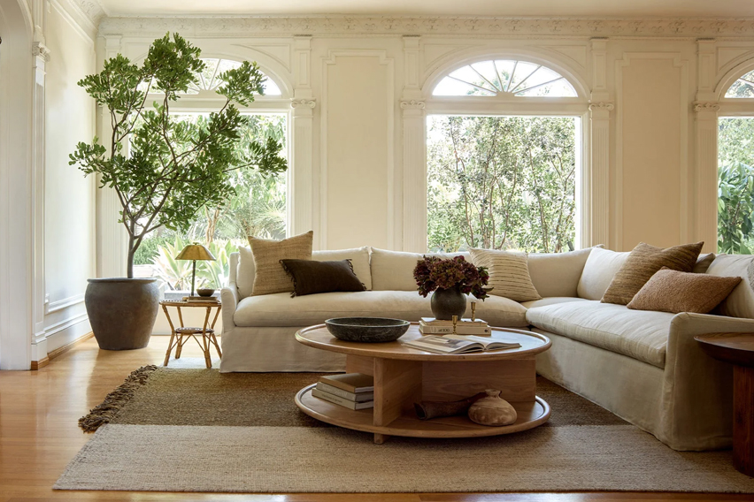 Lulu & Georgia Image 2