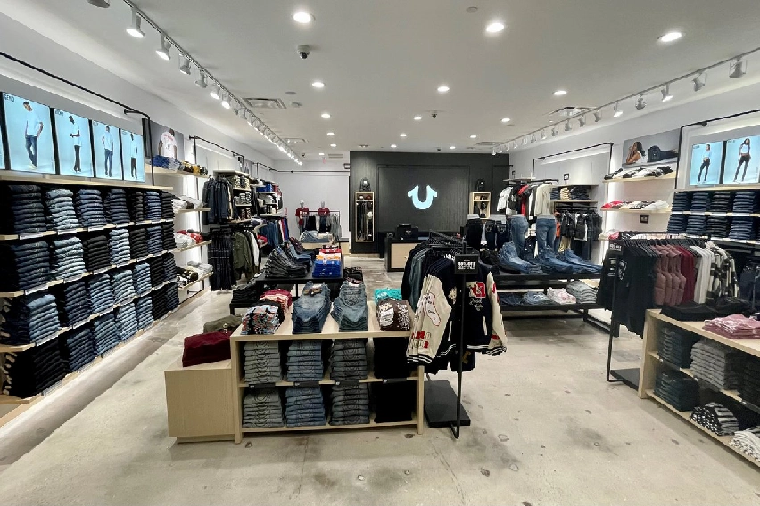 True Religion Review: The Iconic Denim Brand That Peaked — And Hasn't Recovered